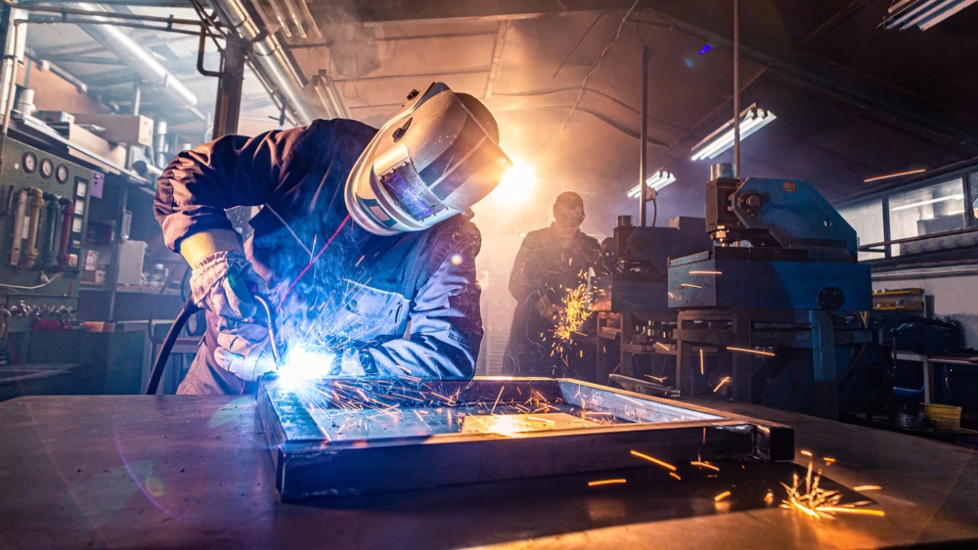 CURSOS Y CAPACITACIÓN